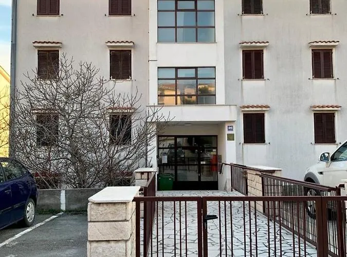 Apartment Samanta *